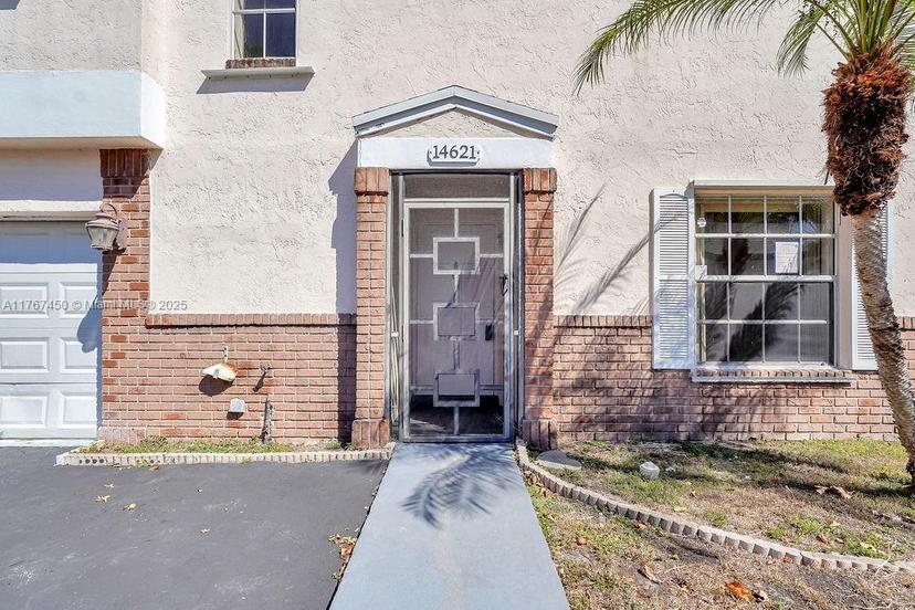 Picture of 14621 S Beckley Sq, Davie FL 33325