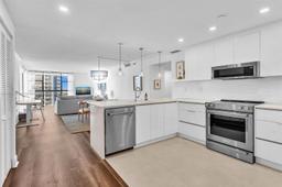 Picture of 20515 E Country Club Dr # 1848, Aventura, FL 33180