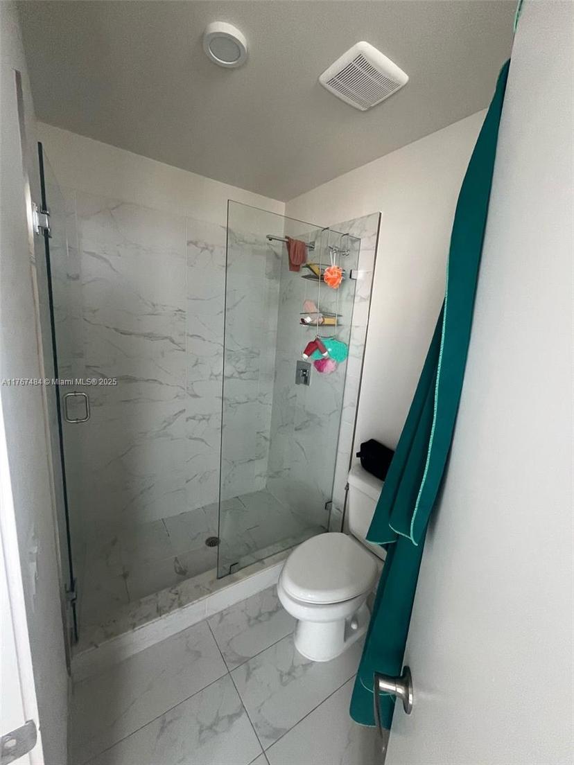 Picture of 2505 NE 193Rd St # 4213, Miami FL 33180