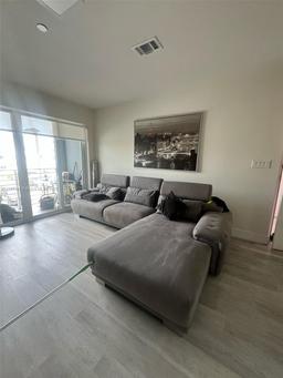 Picture of 2505 NE 193Rd St # 4213, Miami, FL 33180