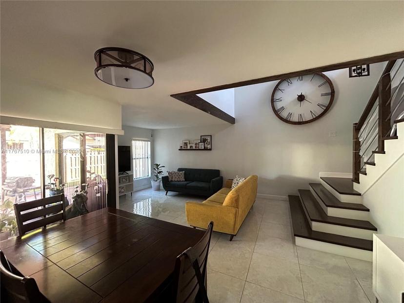Picture of 7012 SW 127Th Pl, Miami FL 33183