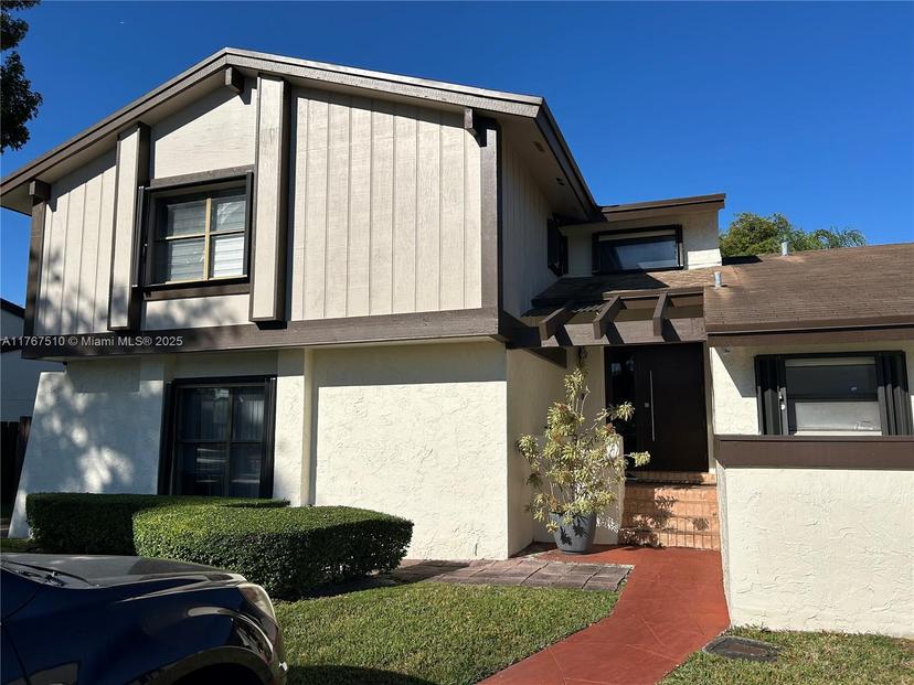 Picture of 7012 SW 127Th Pl, Miami FL 33183