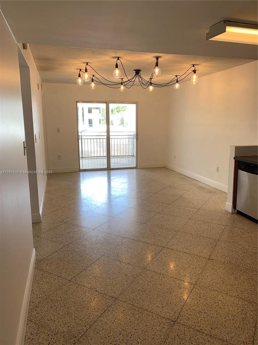 Picture of 498 SW 2Nd St # 2C, Miami FL 33130