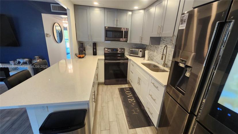 Picture of 2043 Harwood D # 2043, Deerfield Beach FL 33442