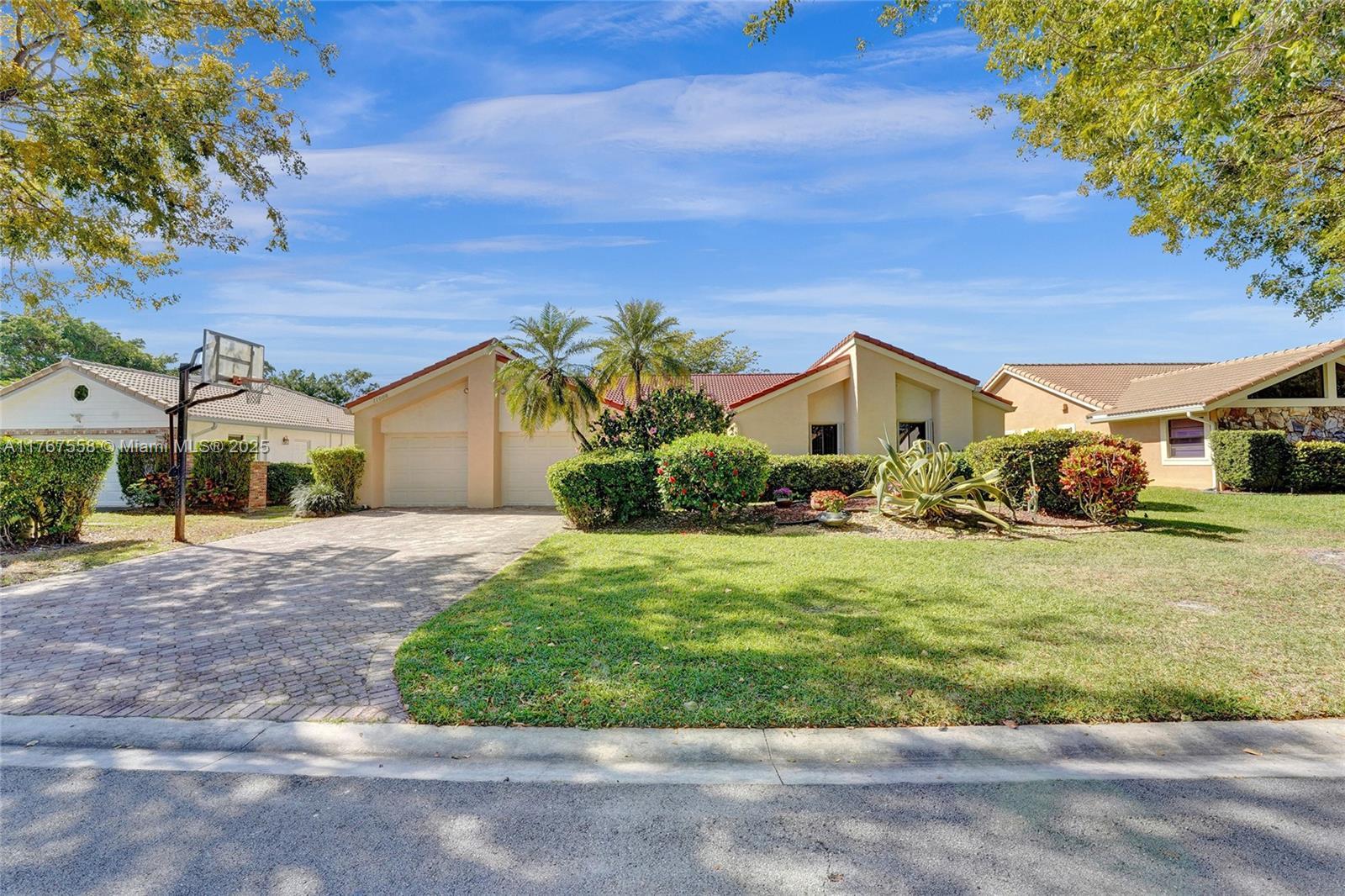 Picture of 11008 NW 3Rd St, Coral Springs, FL 33071