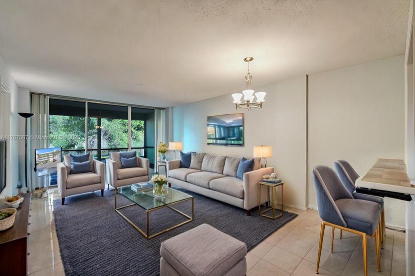 Picture of 101 Royal Park Dr # 1A, Oakland Park FL 33309