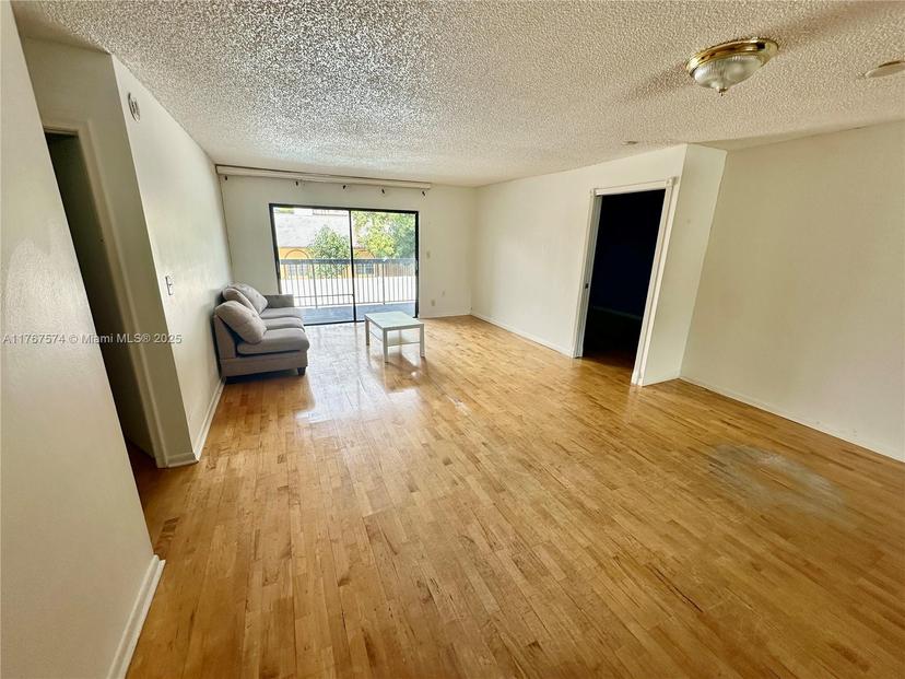 Picture of 1301 NE 7Th St # 214, Hallandale Beach FL 33009