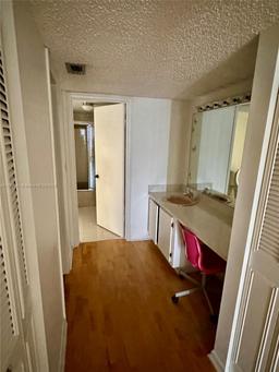 Picture of 1301 NE 7Th St # 214, Hallandale Beach, FL 33009