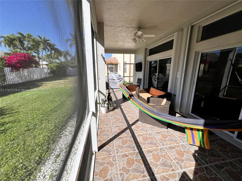 Picture of 1107 Fairfield Meadows Dr, Weston FL 33327