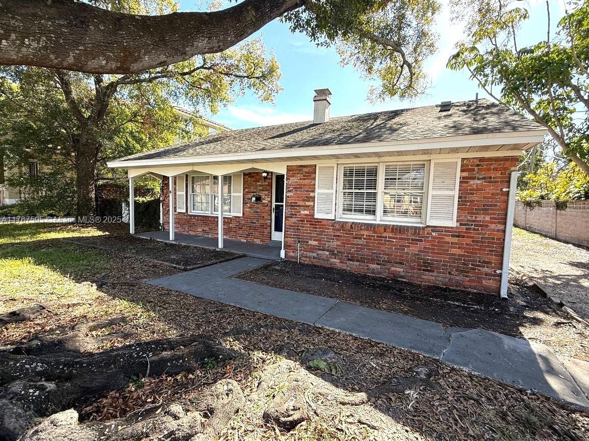 Picture of 100 Huron Ave, Tampa, FL 33606