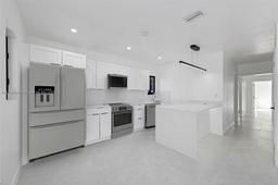 Picture of 1713 Lauderdale Manor Dr, Fort Lauderdale, FL 33311