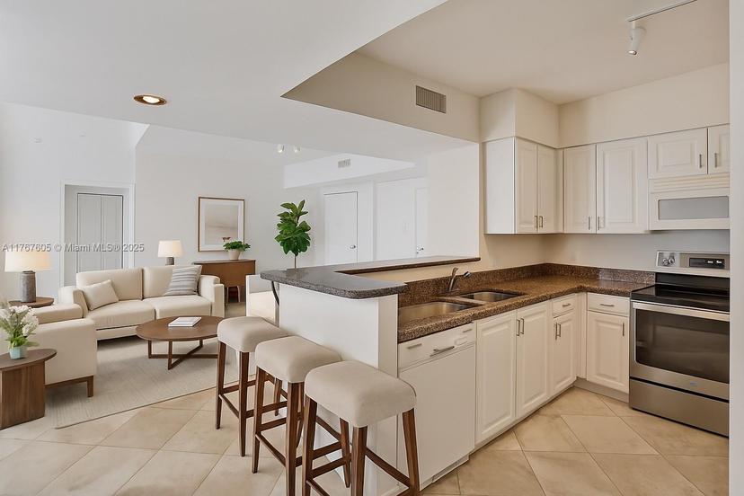 Picture of 1155 Brickell Bay Dr, Miami FL 33131