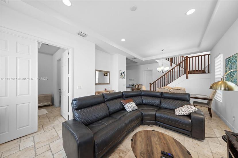 Picture of 8478 NW 52Nd St, Doral FL 33166