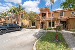 Picture of 983 SW 143Rd Ave # 1403, Pembroke Pines, FL 33027