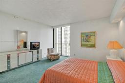 Picture of 19355 Turnberry Way # 19D, Aventura, FL 33180