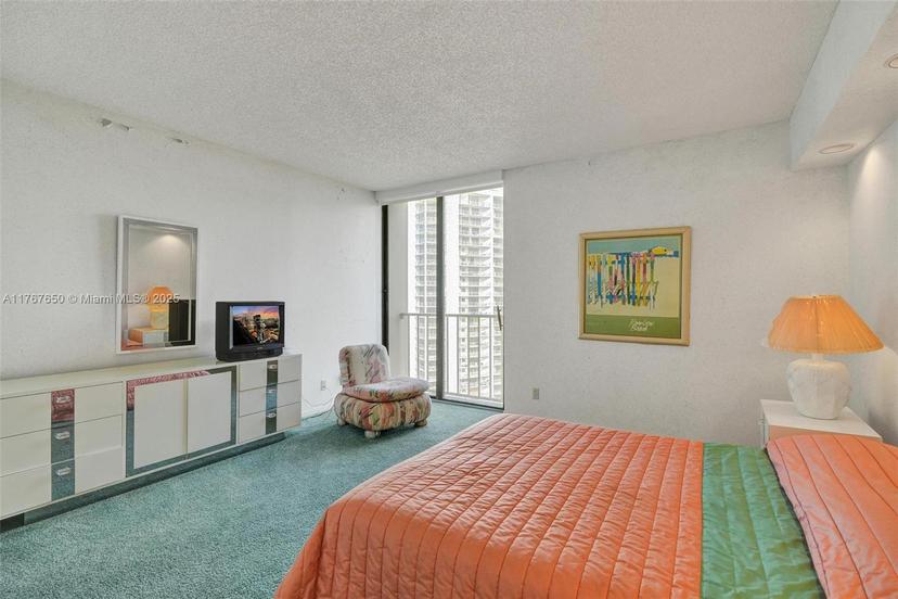 Picture of 19355 Turnberry Way # 19D, Aventura FL 33180
