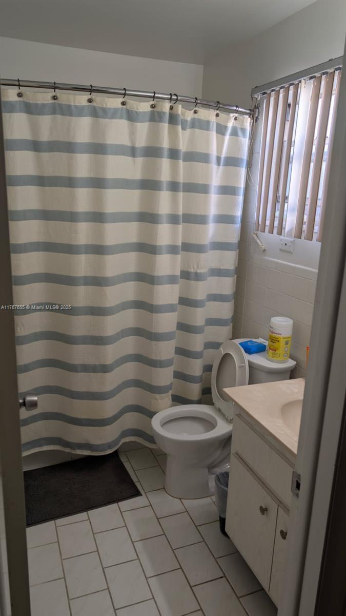 Picture of 1824 Monroe St # 2, Hollywood FL 33020