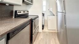 Picture of 8040 N Colony Cir N # 201, Tamarac, FL 33321