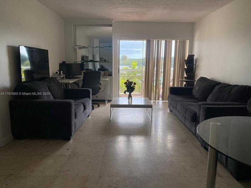 Picture of 400 Kings Point Dr # 209, Sunny Isles Beach FL 33160