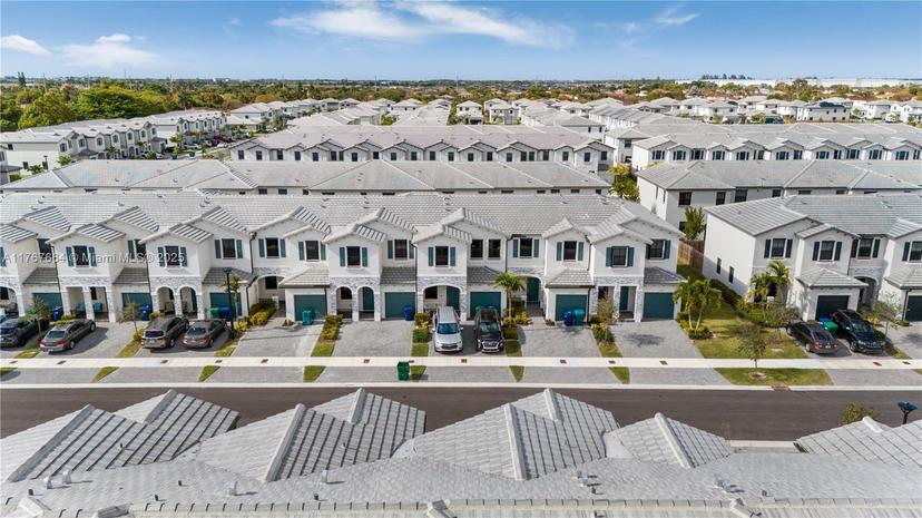 Picture of 13407 SW 287Th Ter # 13407, Homestead FL 33033