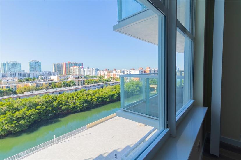 Picture of 230 174Th St # 1015, Sunny Isles Beach FL 33160