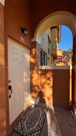 Picture of 1033 SW 144Th Ave # 2705, Pembroke Pines, FL 33027