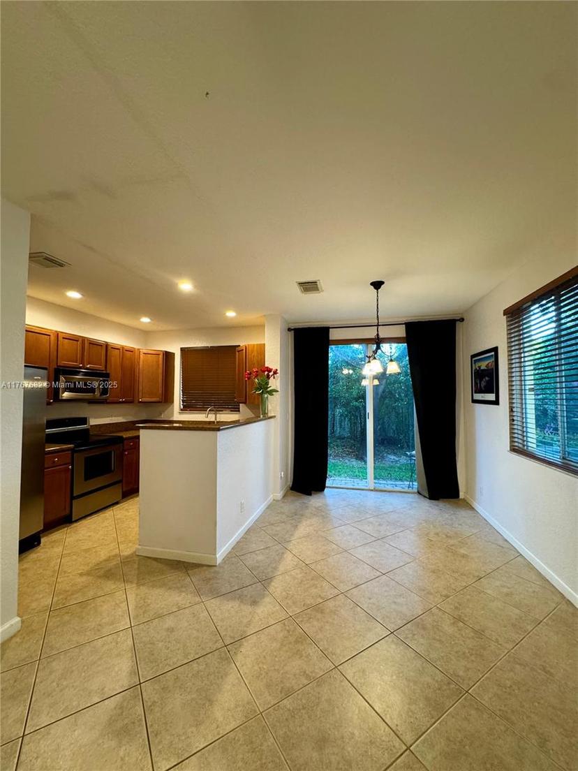 Picture of 1802 Sonrisa St # 1802, Riviera Beach FL 33404