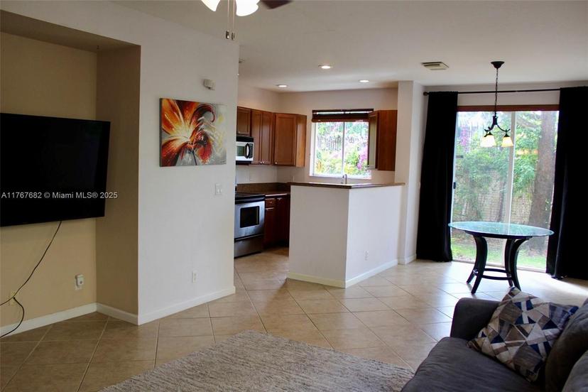Picture of 1802 Sonrisa St # 1802, Riviera Beach FL 33404