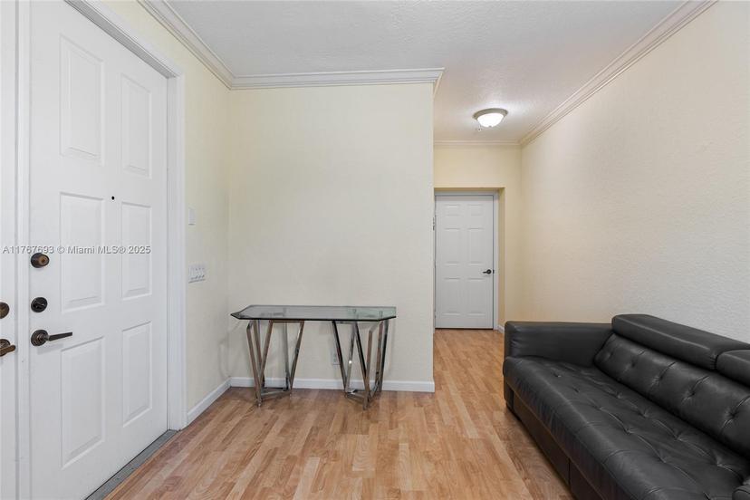 Picture of 2790 Center Court Dr # 31, Weston FL 33332