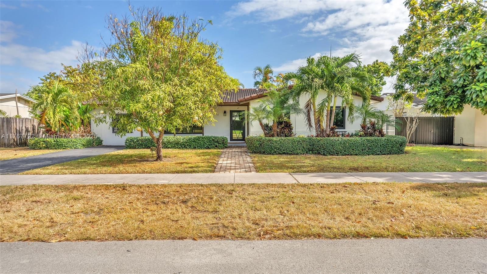 Picture of 7613 SW 128Th Pl, Miami, FL 33183