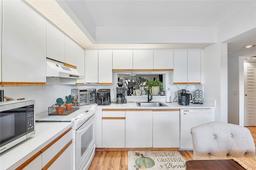 Picture of 12901 SW 15Th Ct # 208V, Pembroke Pines, FL 33027