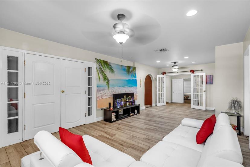 Picture of 6441 Allen St, Hollywood FL 33024