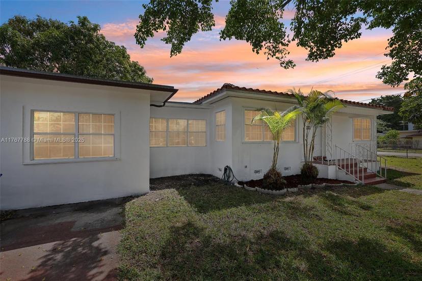 Picture of 1121 SW 36Th Ave, Miami FL 33135