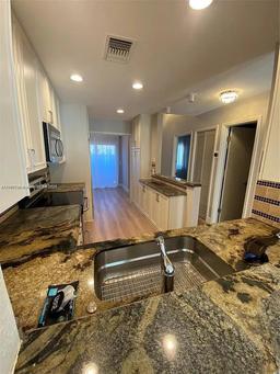 Picture of 4291 S Pine Island Rd, Davie, FL 33328