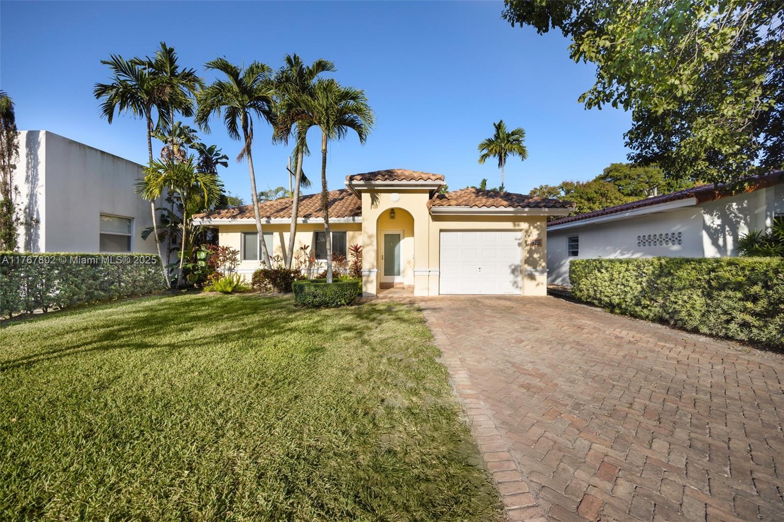 Picture of 870 Capri St, Coral Gables, FL 33134