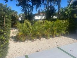 Picture of 1000 NE 134Th St, North Miami, FL 33161