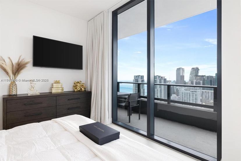 Picture of 601 NE 1St Ave # 4805, Miami FL 33132