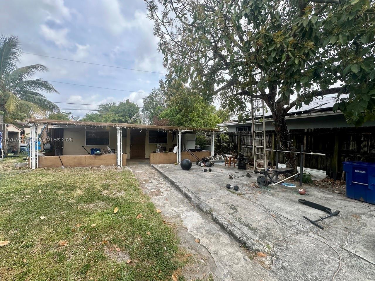 Picture of 1739 NW 113Th Ter, Miami, FL 33167