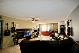 Picture of 571 NW 107Th Ave # 203, Miami, FL 33172