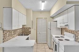 Picture of 3241 Sabal Palm Mnr # 301, Davie, FL 33024