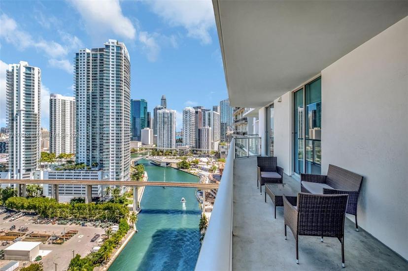 Picture of 185 SW 7Th St # 2303, Miami FL 33130