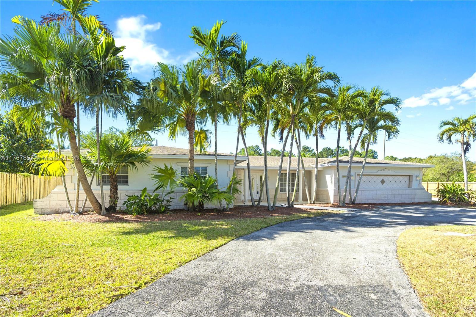 Picture of 8920 SW 142Nd St, Unincorporated Dade County, FL 33176