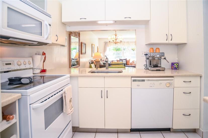 Picture of 5100 NW 35Th St # 107, Lauderdale Lakes FL 33319