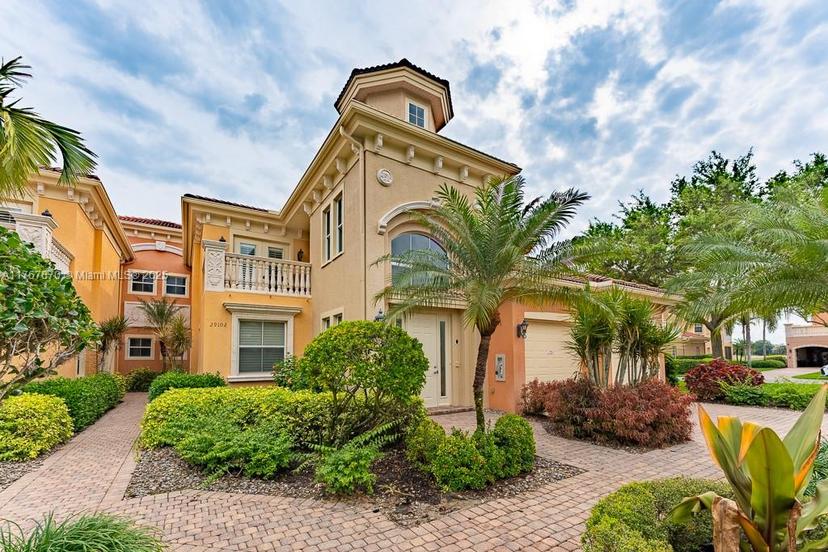 Picture of 545 Avellino Isles Cir # 102, Naples FL 34119