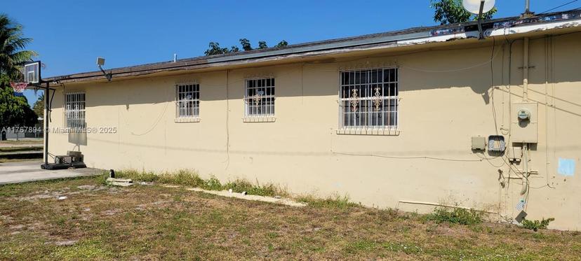 Picture of 800 Jann Ave, Opa-Locka FL 33054