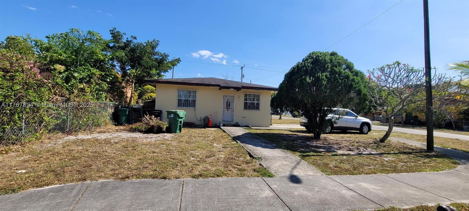 Picture of 800 Jann Ave, Opa-Locka, FL 33054