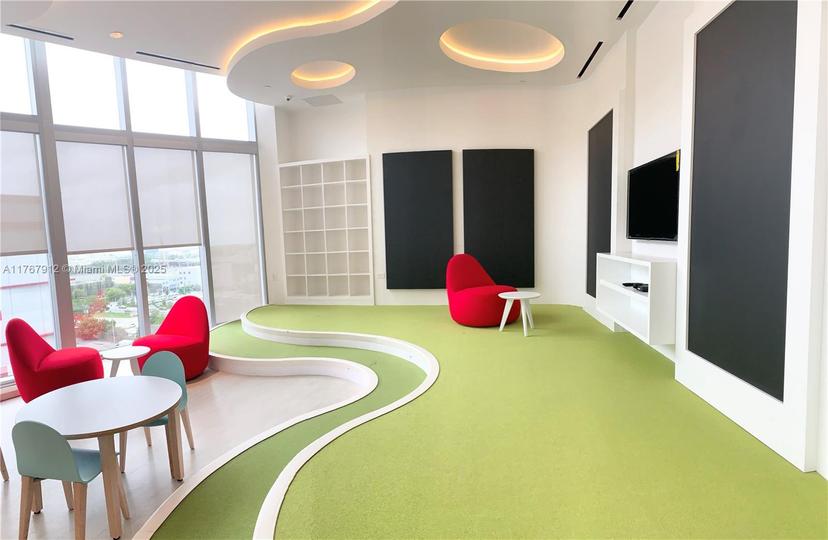 Picture of 851 NE 1St Ave # 3905, Miami FL 33132
