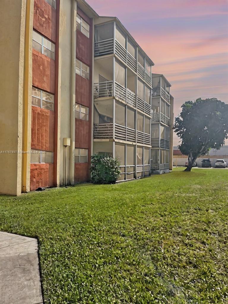 Picture of 3610 NW 21St St # 311, Lauderdale Lakes, FL 33311