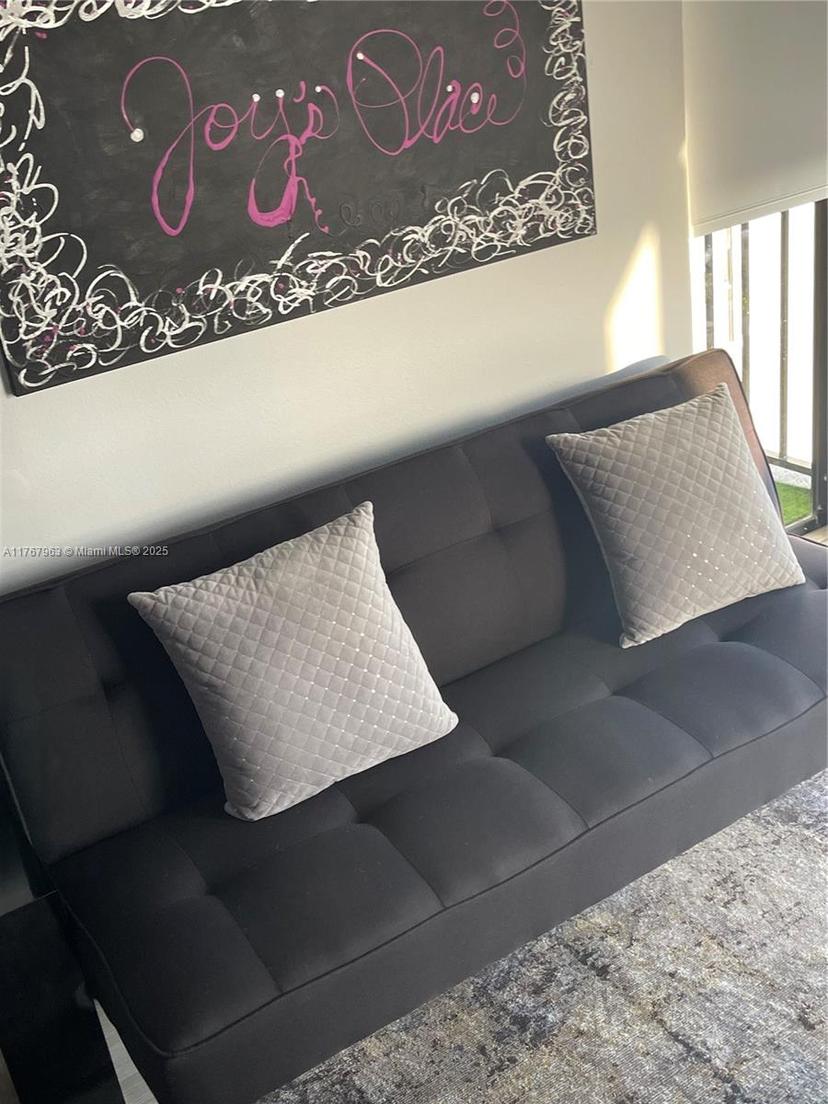 Picture of 200 Leslie Dr # 622, Hallandale Beach FL 33009
