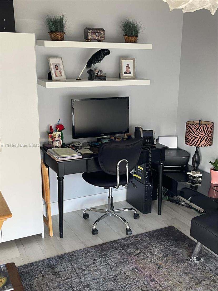 Picture of 200 Leslie Dr # 622, Hallandale Beach FL 33009